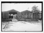 1908 Syracuse Univ. boat house, Po'keepsie. Courtesy of the Library of Congress. - Click for full-size image!