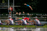 Lots of distractions on the start line on the Rotsee - Click for full-size image!