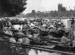 July, 5 1906.  Crowds on the river at the Henley Regatta. Courtesy of HRR - Click for full-size image!