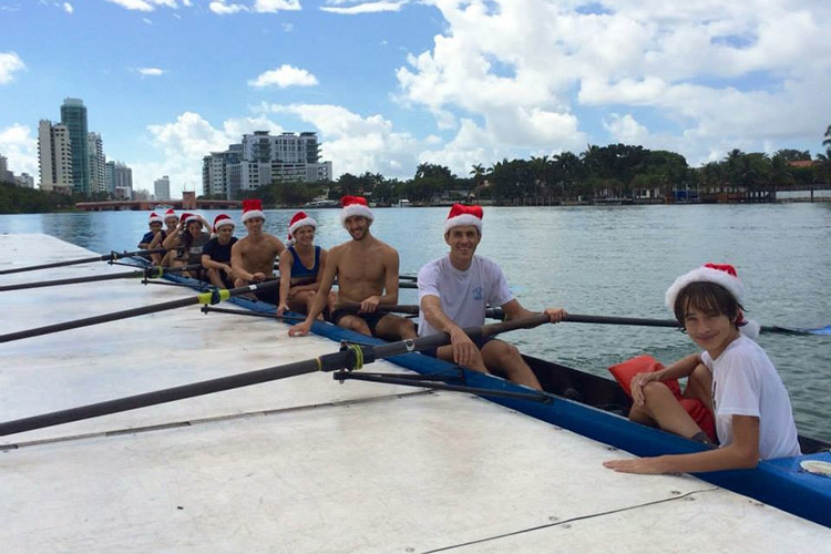 Santas in Miami
